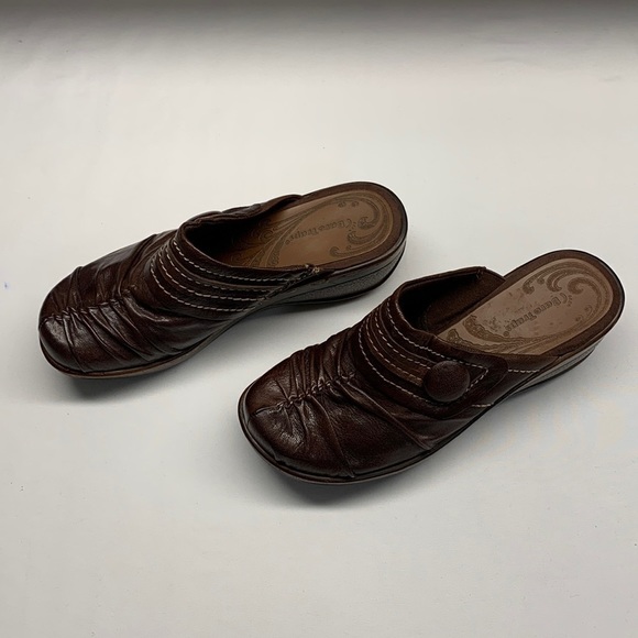 Bare Traps Clogs Mules Sandals Poetta Brown Size 6M - Picture 1 of 9